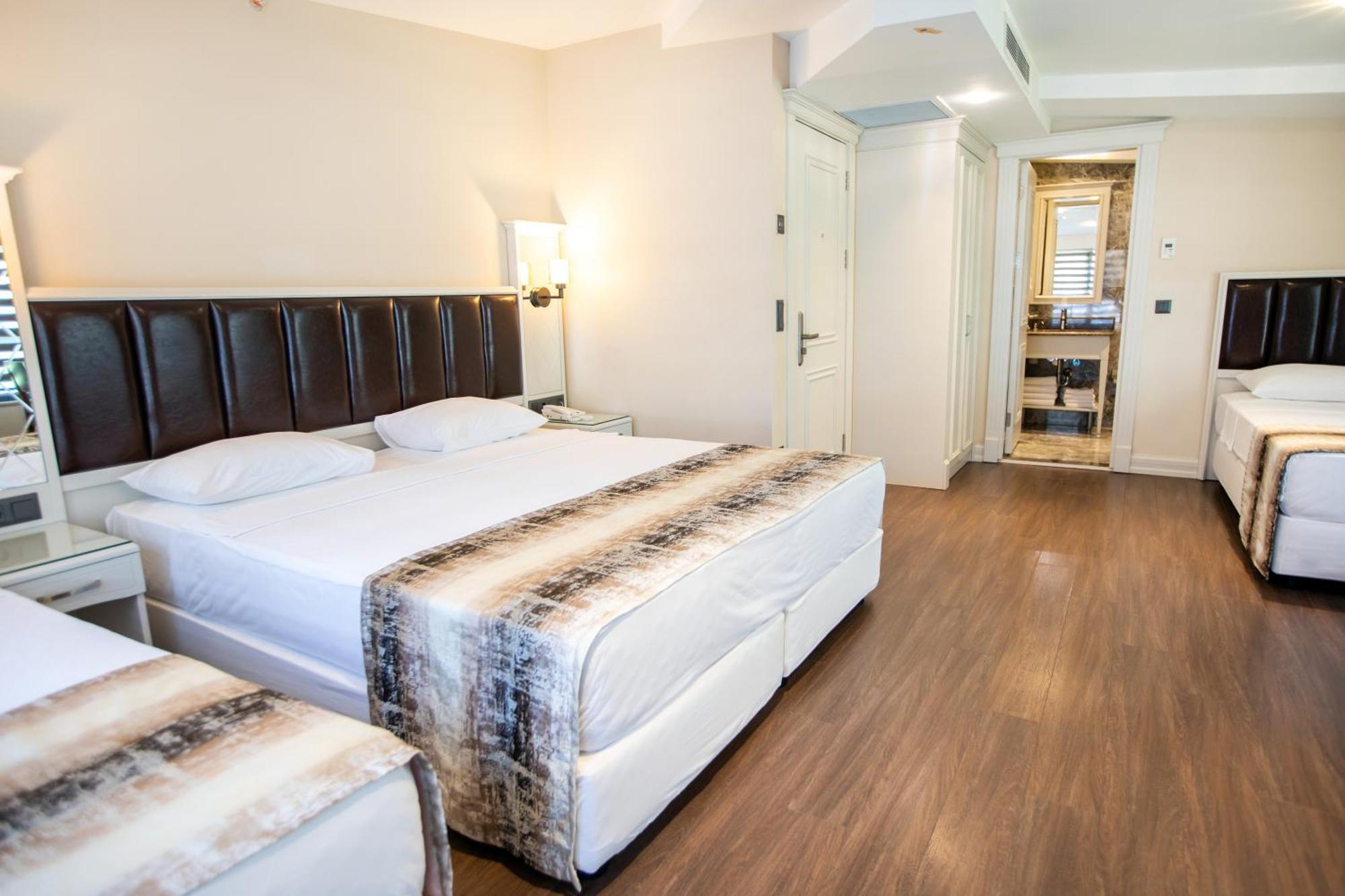 Opatija Hotel Istambul Quarto foto